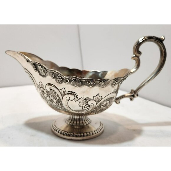 Vtg Silver Plate Gravy Boat Ornate Heavy Scallopped Edges Scroll Pattern 8.5" - Picture 1 of 12